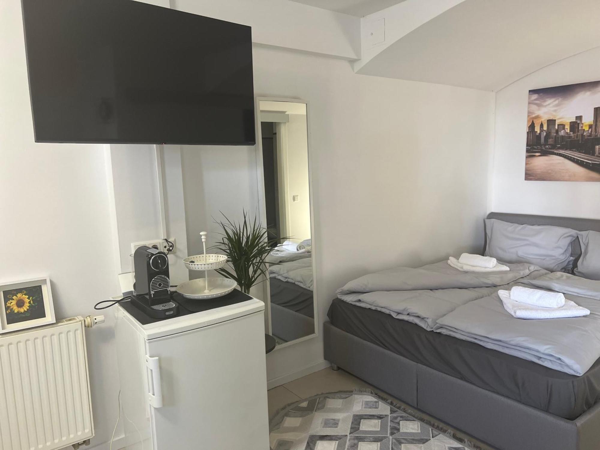 Hilde Apartments Rheinhausen Eksteriør bilde